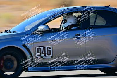 media/Oct-18-2025-Extreme Speed (Sat) [[d6d7e1fef1]]/Group 2 Green/Session 1 (Turn 4)/